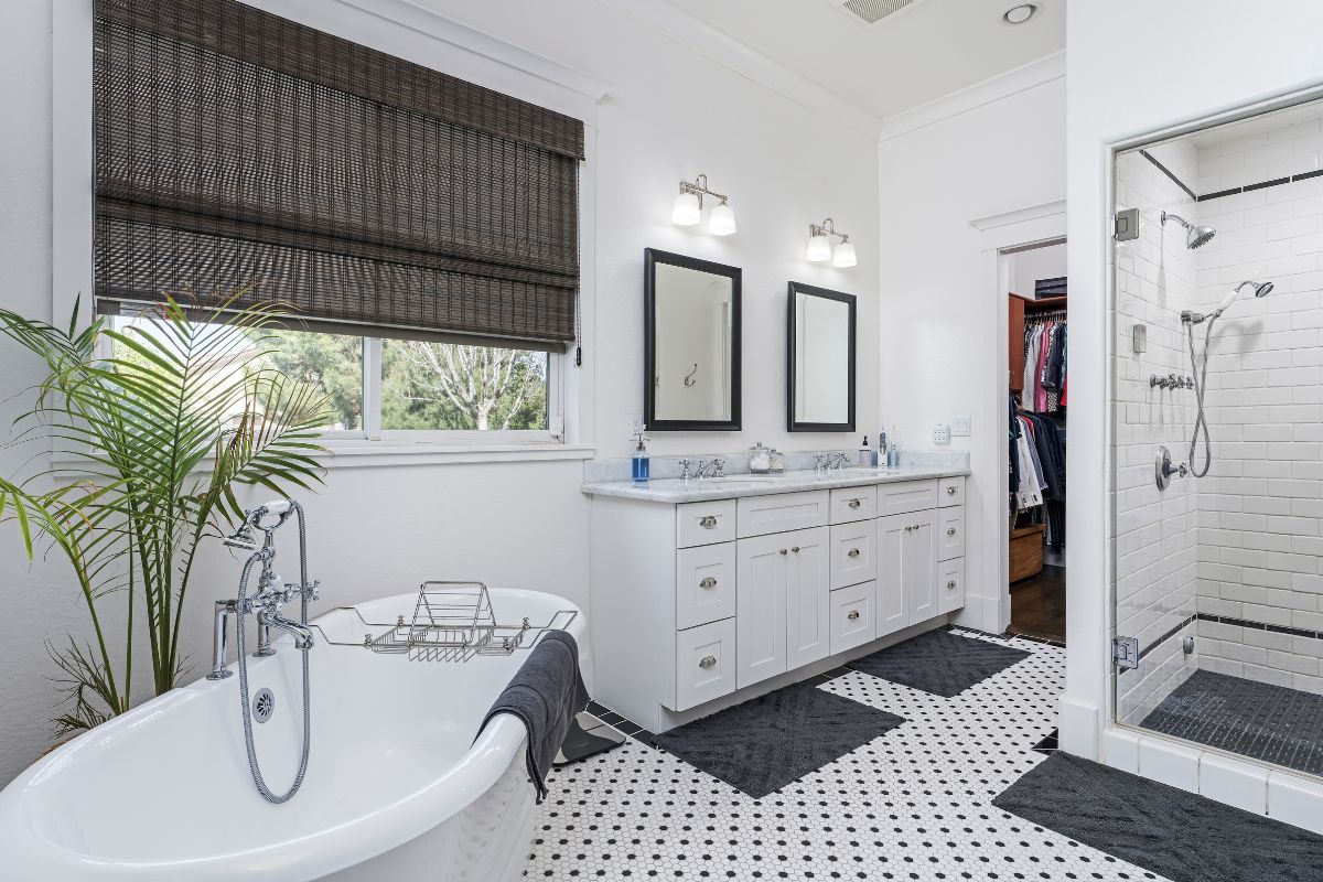 Small Bathroom Vanities - Life On Virginia Street